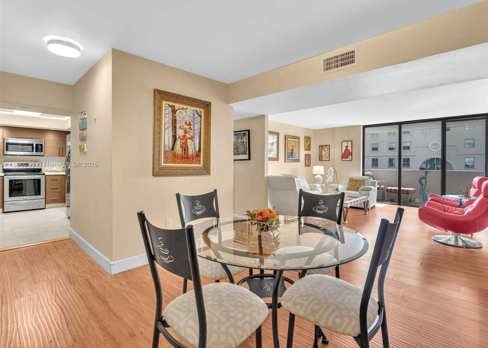 Small Image of 600 BILTMORE WAY #406, Coral Gables Number 7