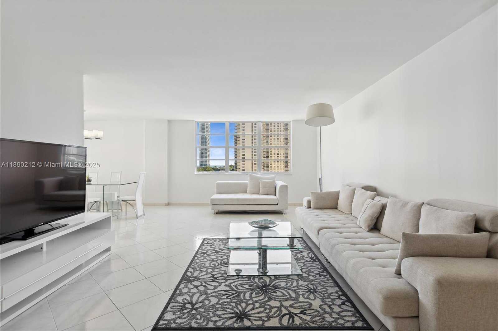 Small Image of 250 174TH ST #605, Sunny Isles Beach Number 2