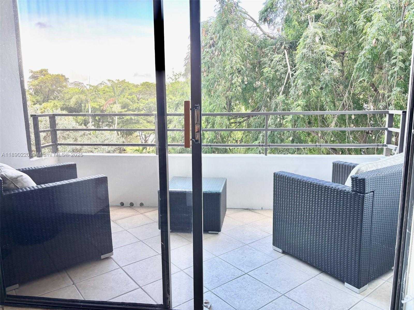 Small Image of 500 THREE ISLANDS BLVD #102, Hallandale Beach Number 17