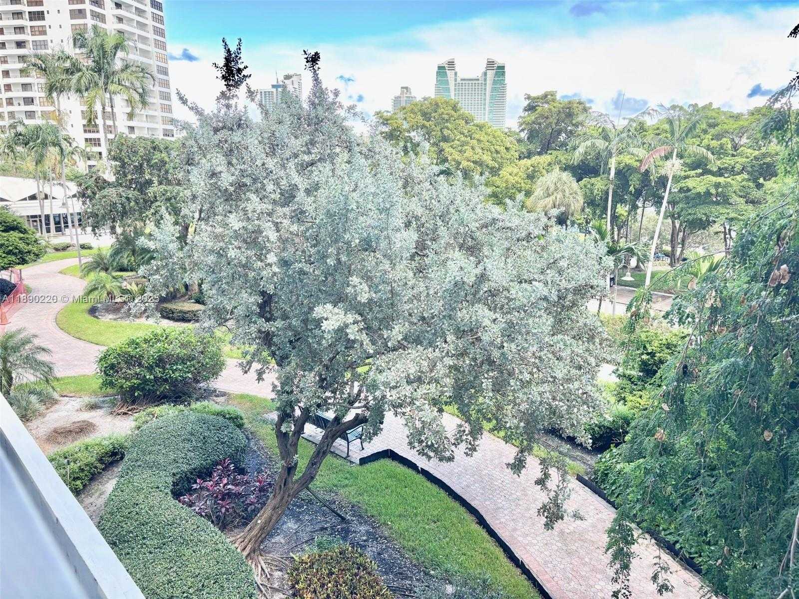Small Image of 500 THREE ISLANDS BLVD #102, Hallandale Beach Number 20