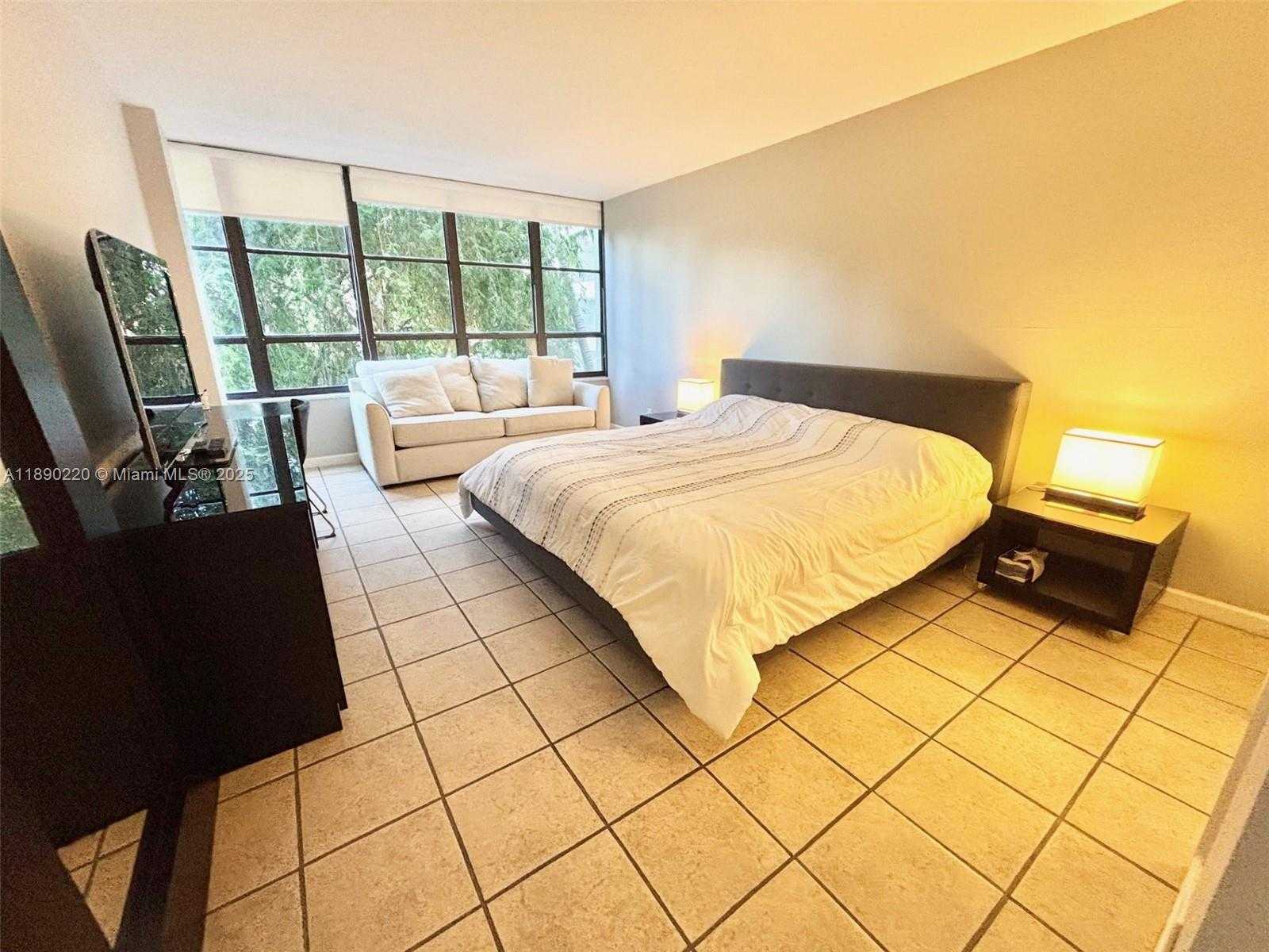 Small Image of 500 THREE ISLANDS BLVD #102, Hallandale Beach Number 22