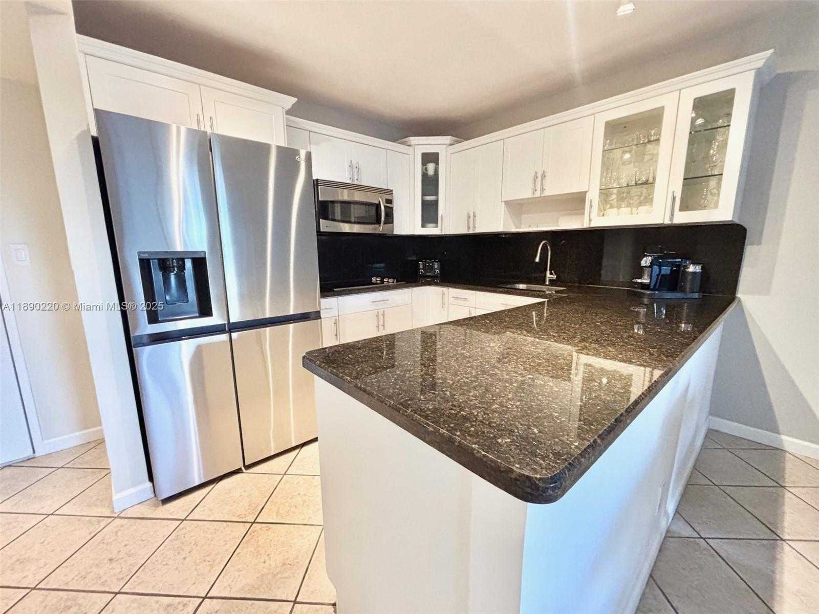 Small Image of 500 THREE ISLANDS BLVD #102, Hallandale Beach Number 4