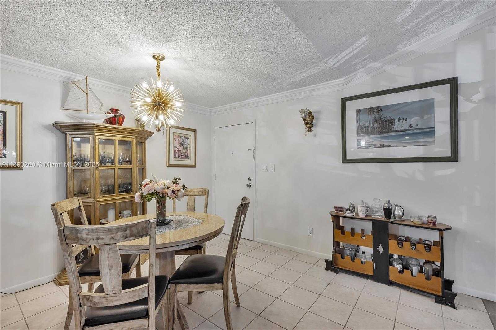 Small Image of 5805 WASHINGTON ST #17, Hollywood Number 18