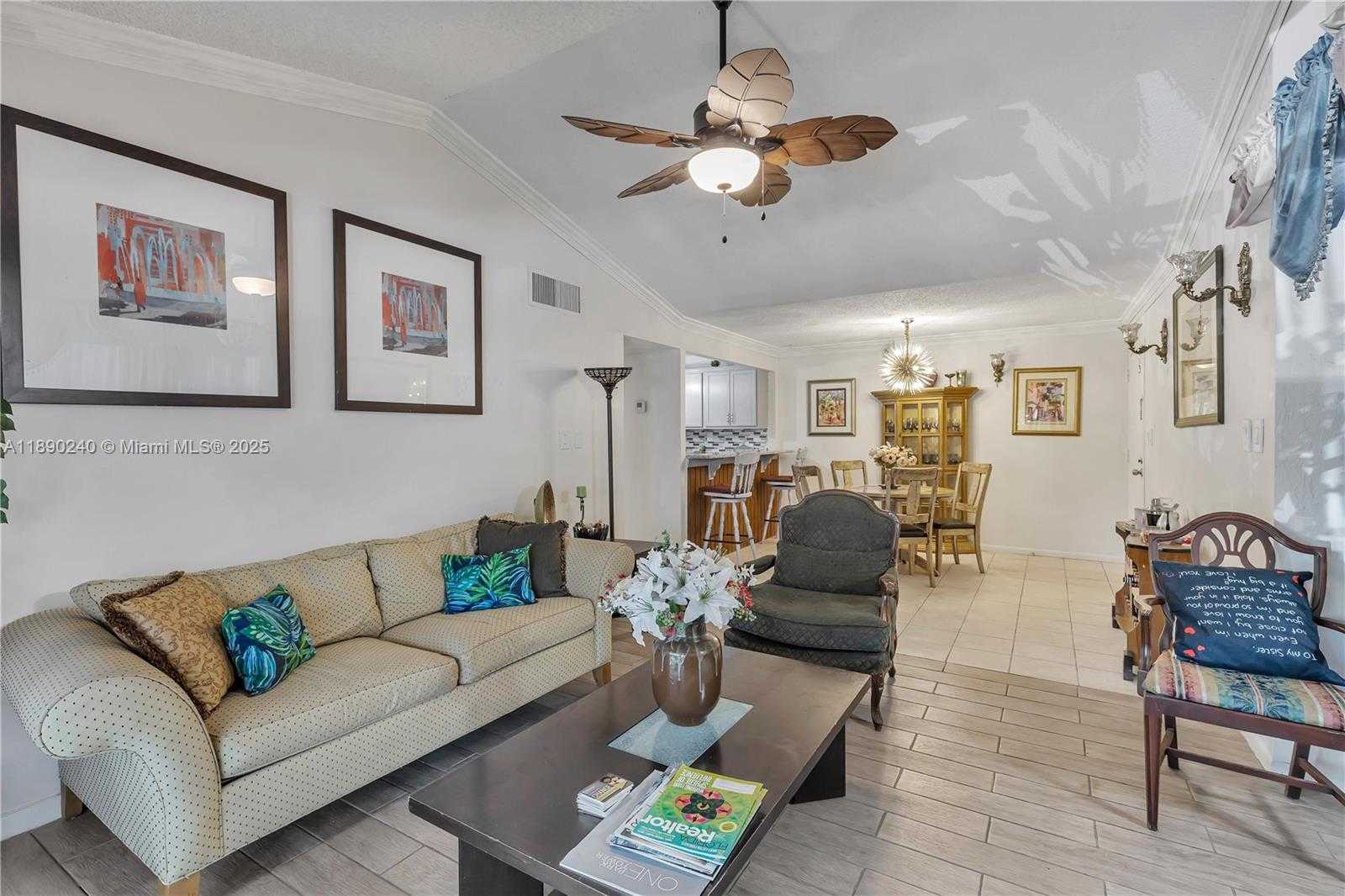 Small Image of 5805 WASHINGTON ST #17, Hollywood Number 6