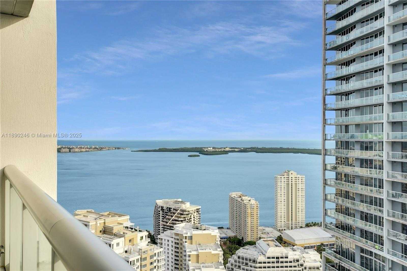 Small Image of 475 BRICKELL AVE #4711, Miami Number 13