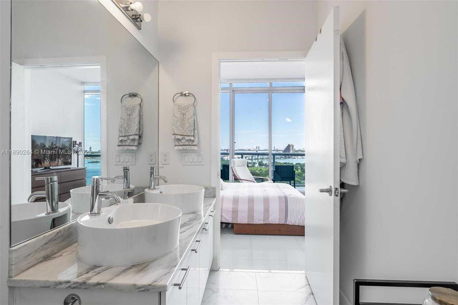 Small Image of 888 BISCAYNE BLVD #1210, Miami Number 11