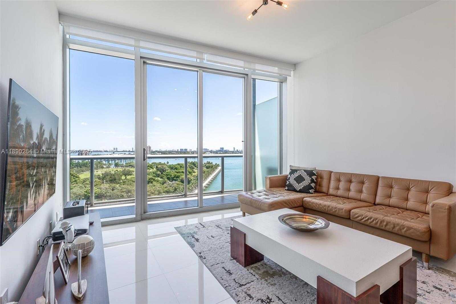 Small Image of 888 BISCAYNE BLVD #1210, Miami Number 15
