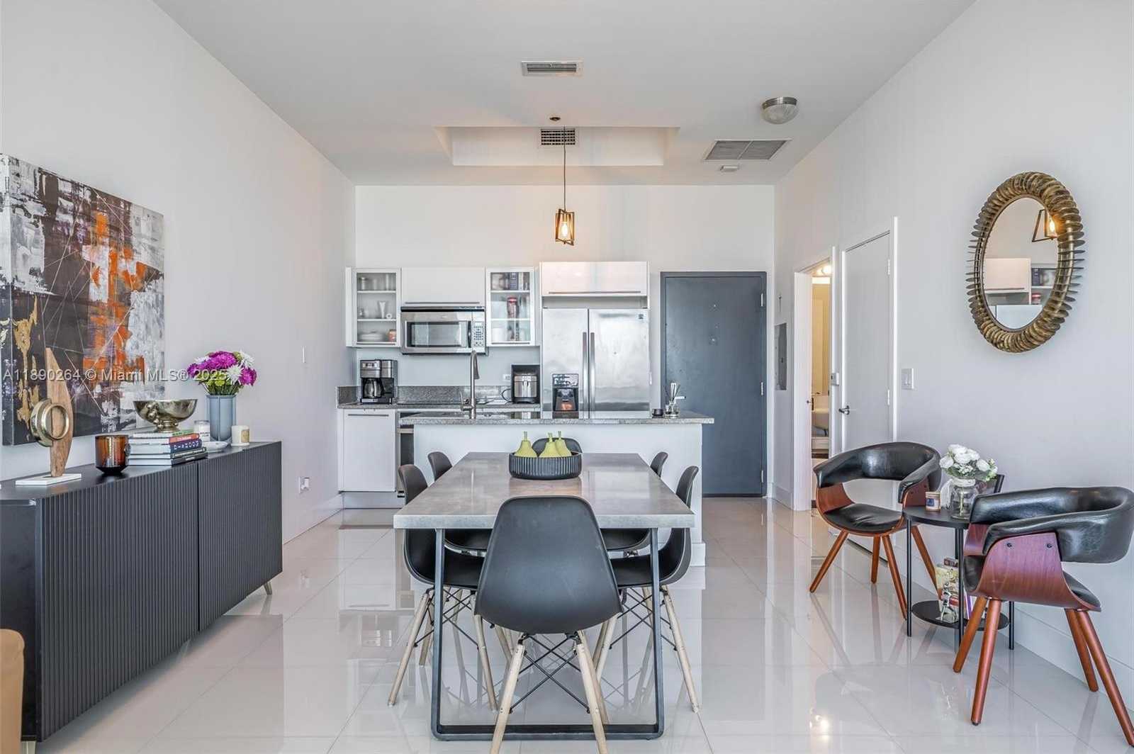 Small Image of 888 BISCAYNE BLVD #1210, Miami Number 17