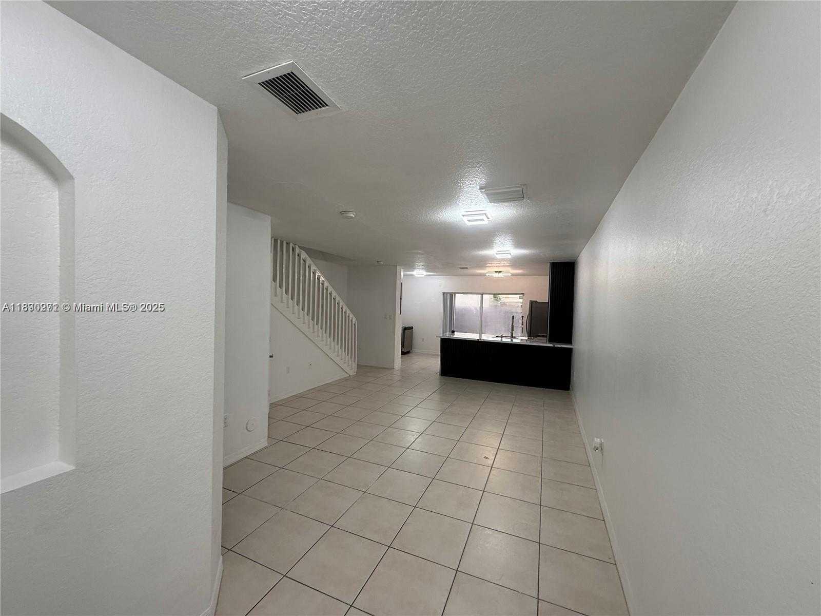 Small Image of 13717 SOUTH WEST 171ST LN, Miami Number 22