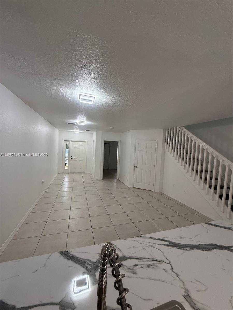 Small Image of 13717 SOUTH WEST 171ST LN, Miami Number 24
