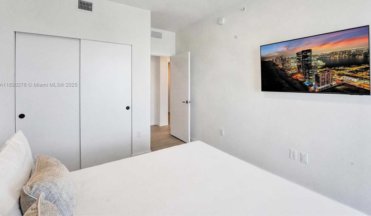 Small Image of 580 72 STREET #1001, Miami Beach Number 13