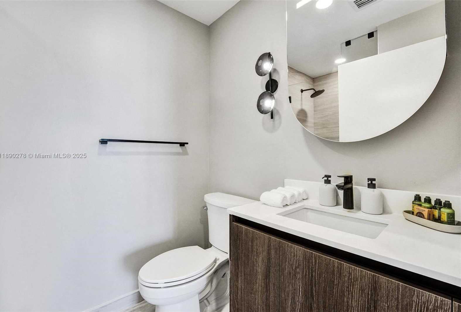 Small Image of 580 72 STREET #1001, Miami Beach Number 14