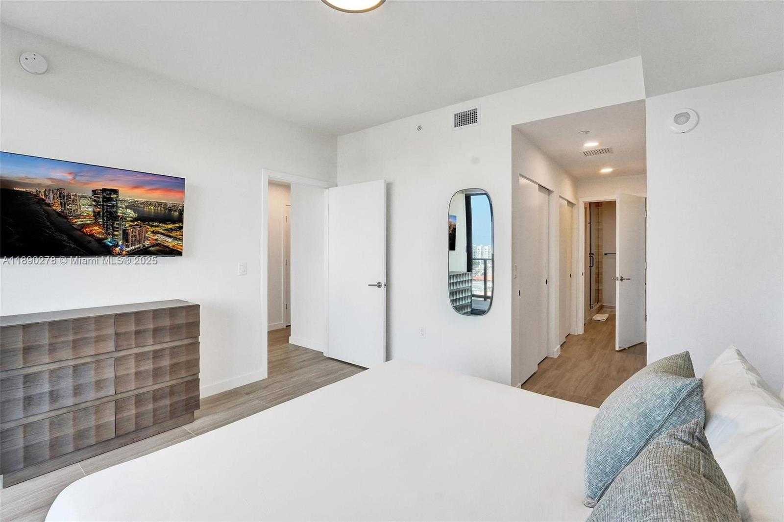 Small Image of 580 72 STREET #1001, Miami Beach Number 21