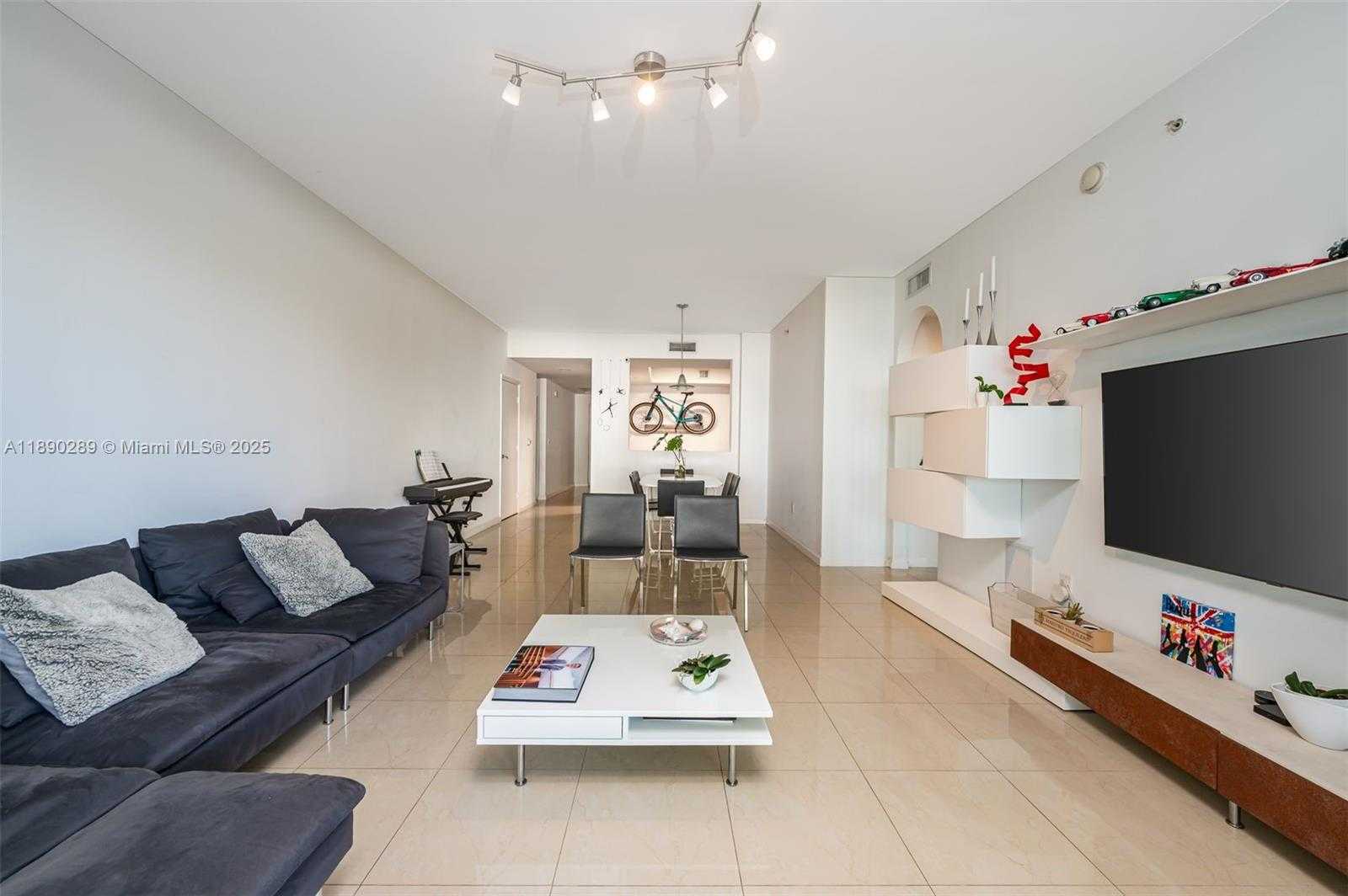 Small Image of 3340 NORTH EAST 190TH ST #108, Aventura Number 12