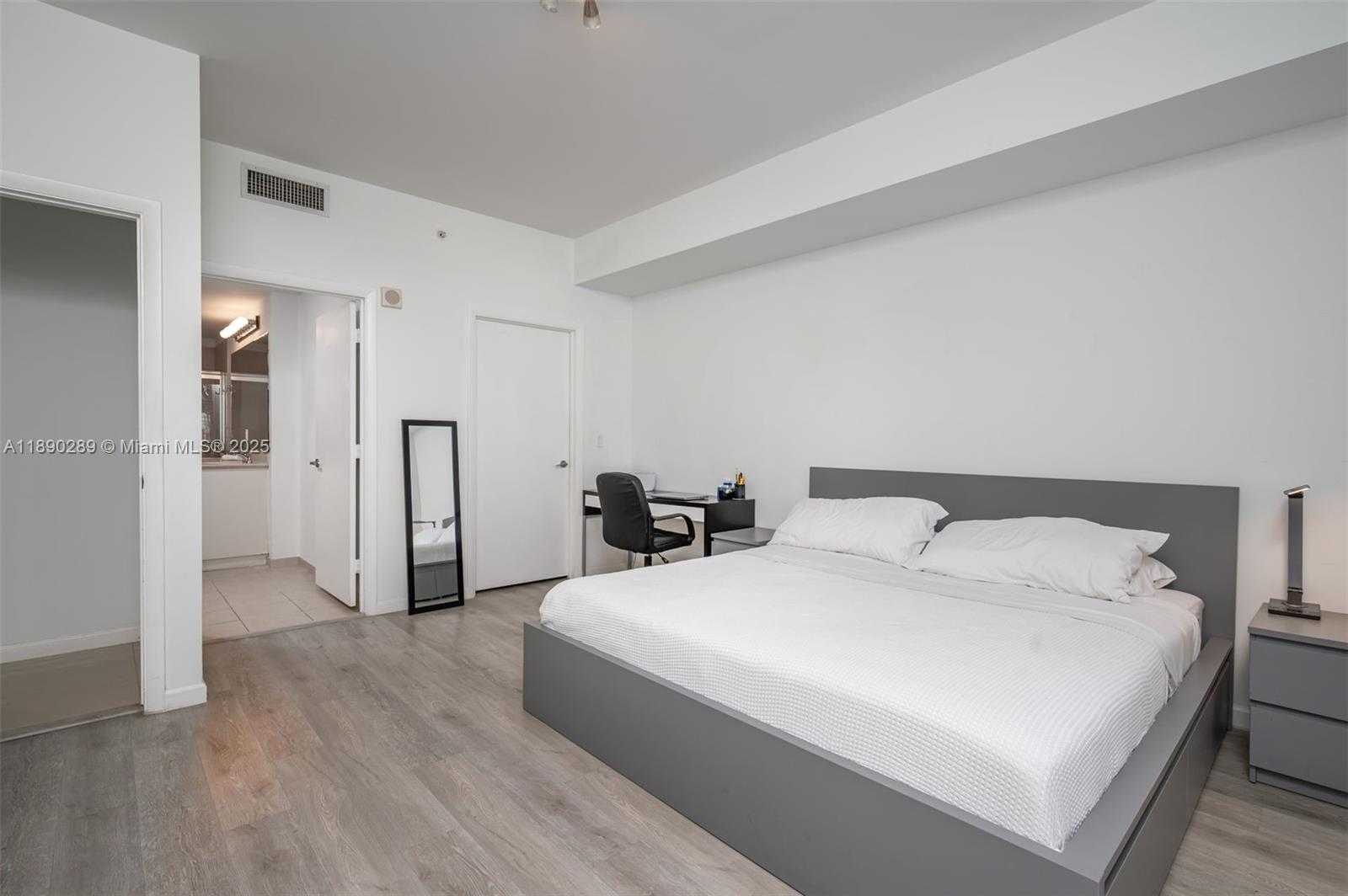 Small Image of 3340 NORTH EAST 190TH ST #108, Aventura Number 13