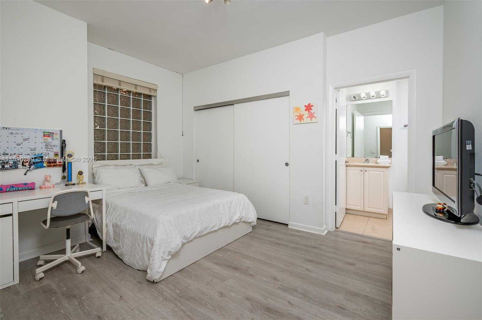 Small Image of 3340 NORTH EAST 190TH ST #108, Aventura Number 15
