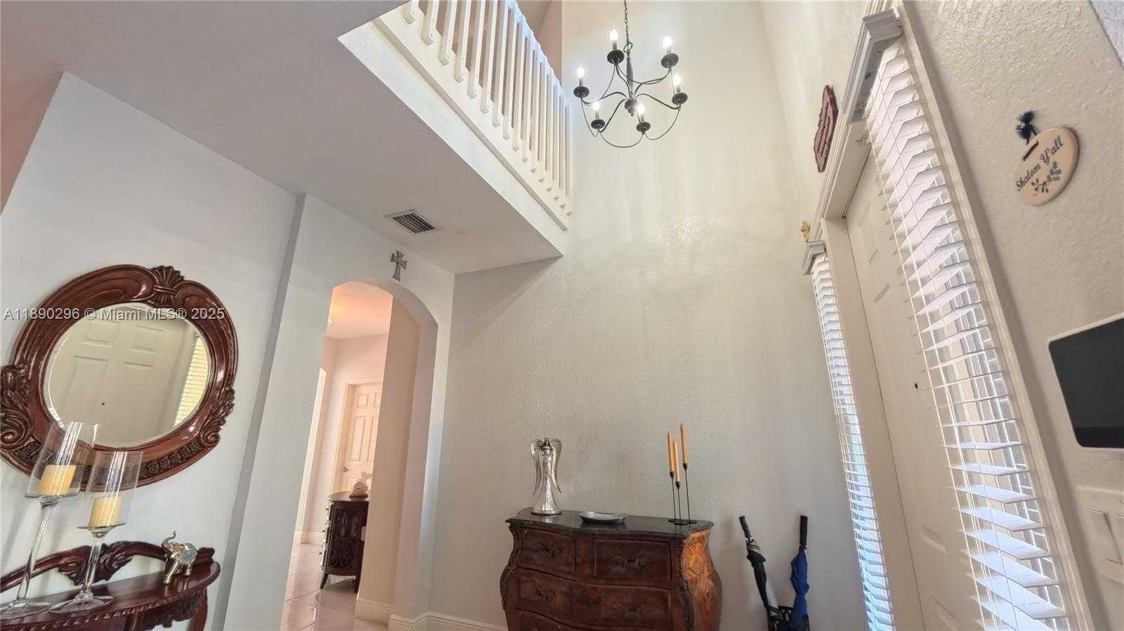 Small Image of 12283 SOUTH WEST 123RD PSGE, Miami Number 12