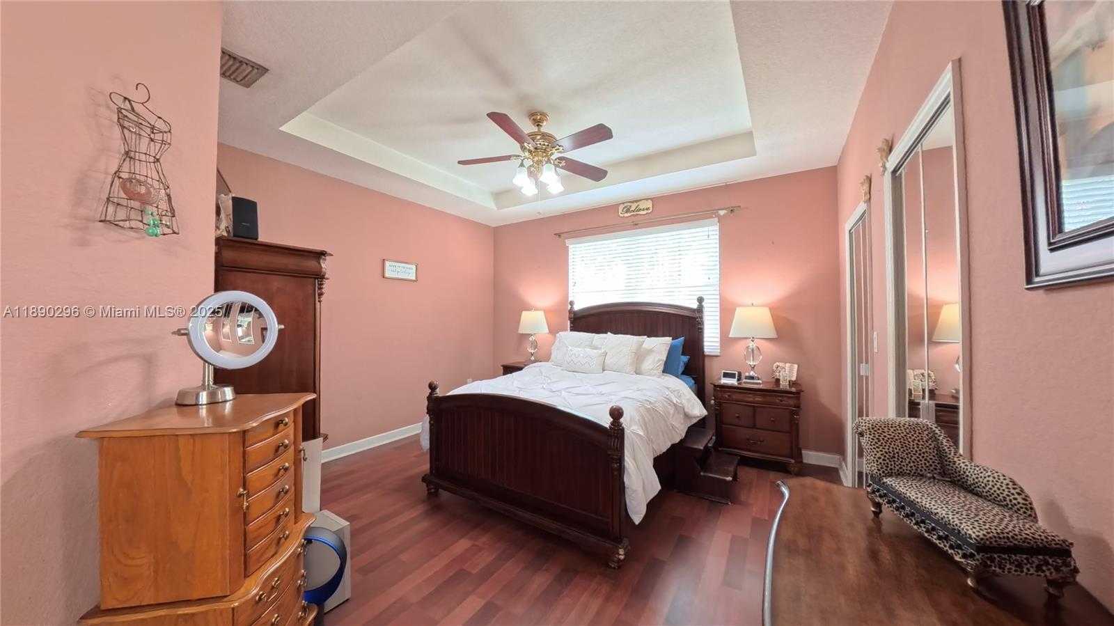 Small Image of 12283 SOUTH WEST 123RD PSGE, Miami Number 23