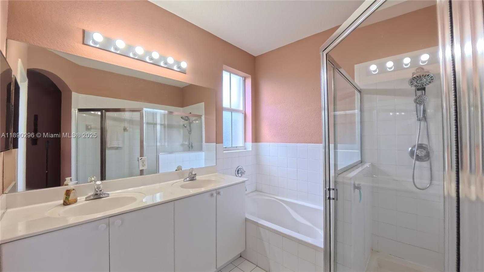 Small Image of 12283 SOUTH WEST 123RD PSGE, Miami Number 27