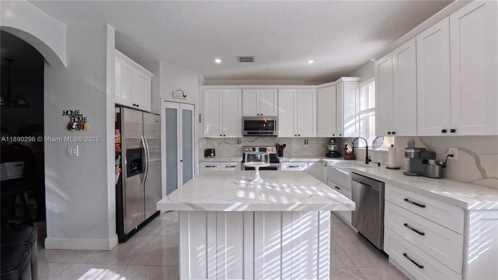 Small Image of 12283 SOUTH WEST 123RD PSGE, Miami Number 5