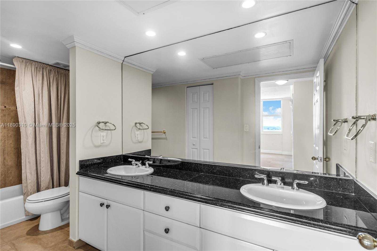 Small Image of 10350 WEST BAY HARBOR DR #10AB, Bay Harbor Islands Number 20