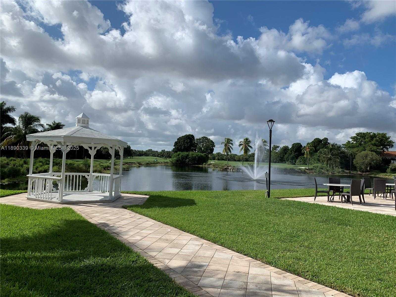 Small Image of 4530 NORTH WEST 102ND CT #4530, Doral Number 14