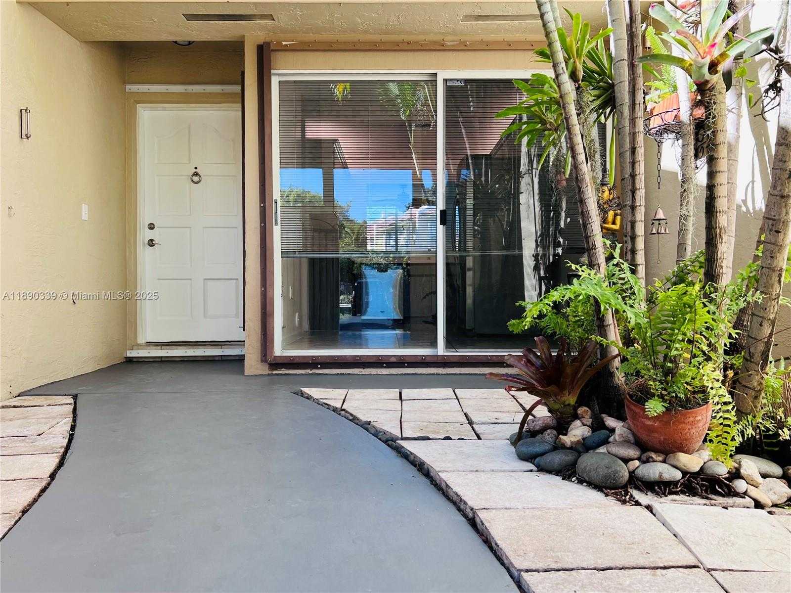 Small Image of 4530 NORTH WEST 102ND CT #4530, Doral Number 2