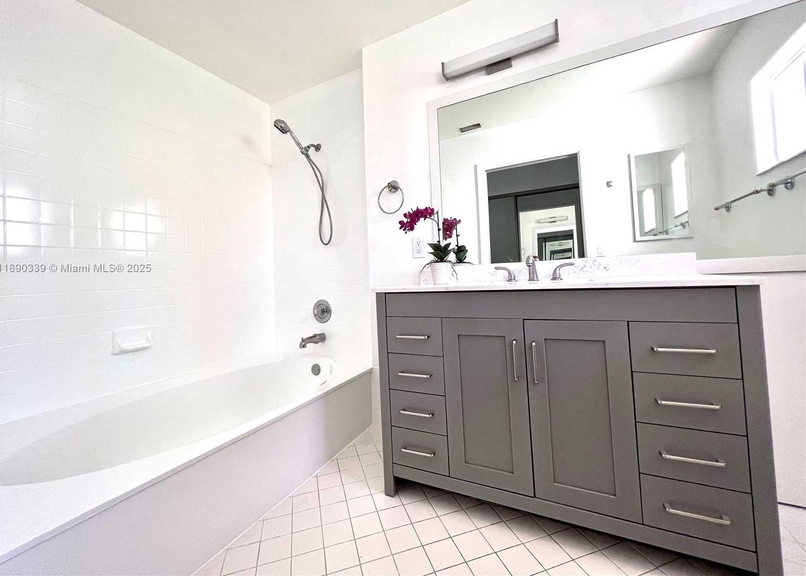 Small Image of 4530 NORTH WEST 102ND CT #4530, Doral Number 6