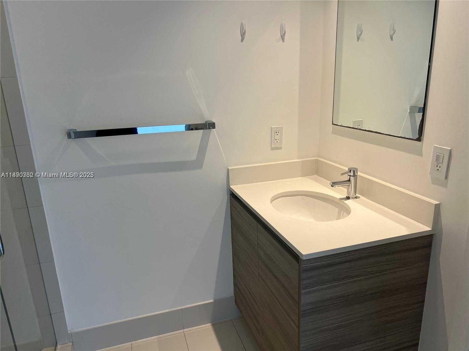 Small Image of 121 NORTH EAST 34TH ST #1610, Miami Number 18