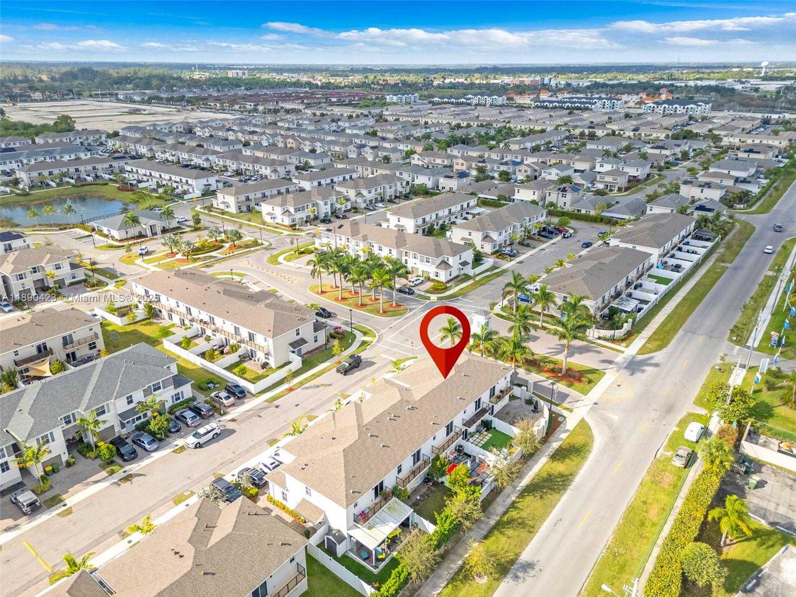 Small Image of 809 SOUTH EAST 16TH CT, Homestead Number 10