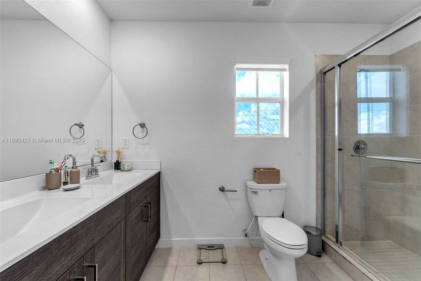 Small Image of 809 SOUTH EAST 16TH CT, Homestead Number 26