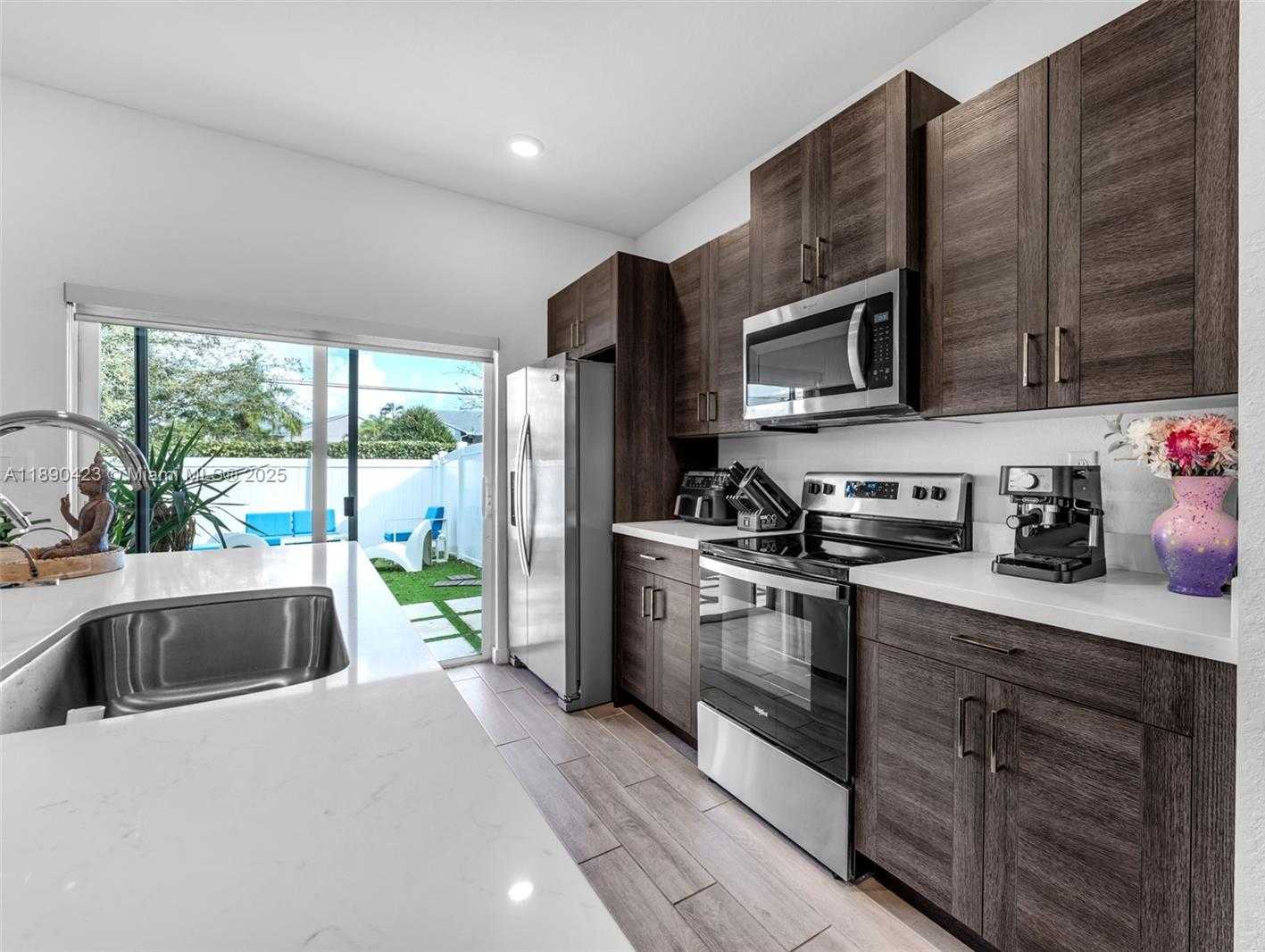 Small Image of 809 SOUTH EAST 16TH CT, Homestead Number 37