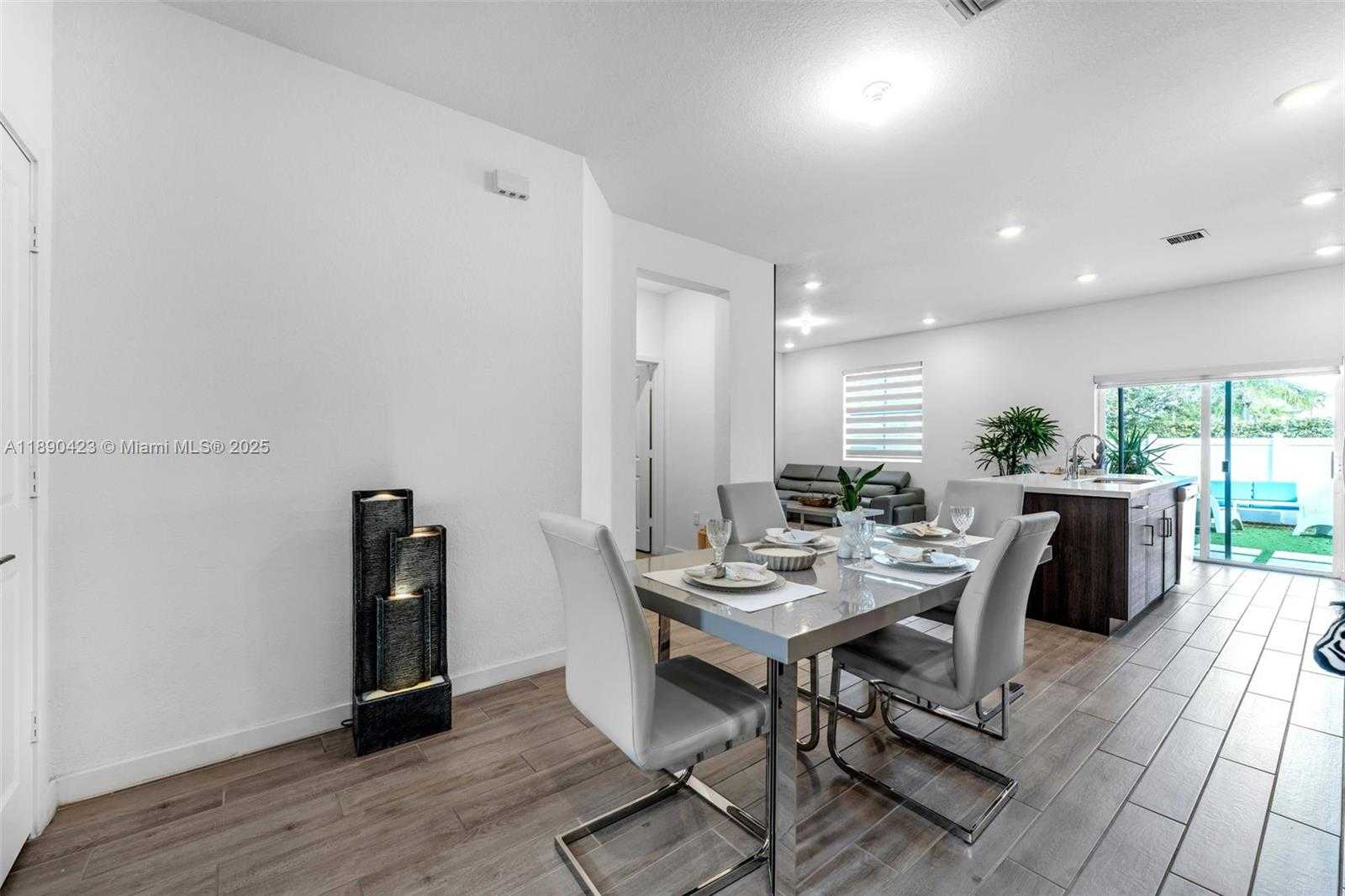 Small Image of 809 SOUTH EAST 16TH CT, Homestead Number 41