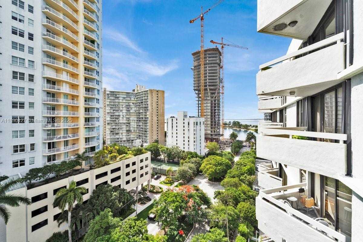 Small Image of 2501 BRICKELL AVE #1103, Miami Number 2