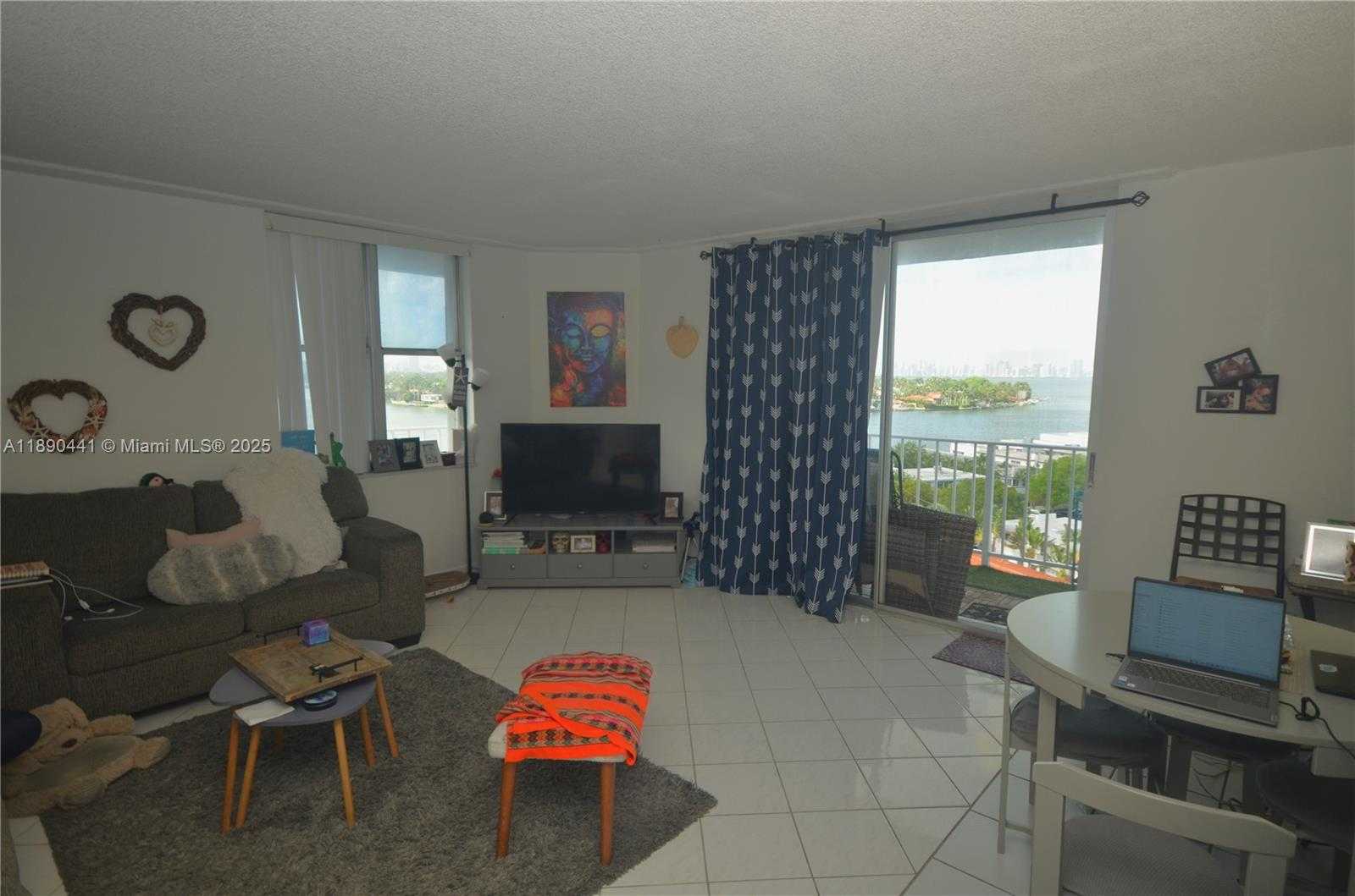Small Image of 6900 BAY DR #9D, Miami Beach Number 6