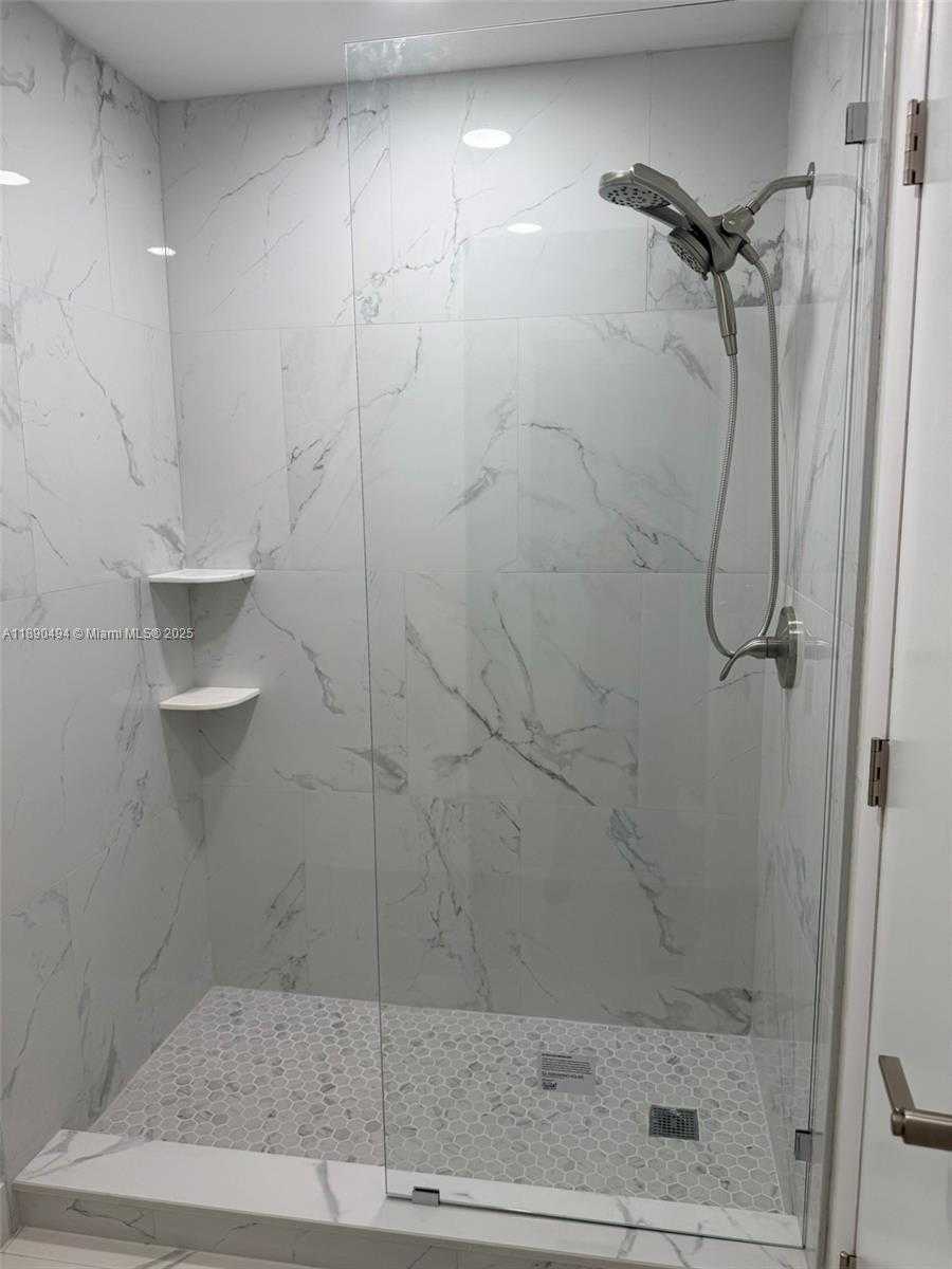 Small Image of 8183 NORTH WEST 8TH MNR #9, Plantation Number 7