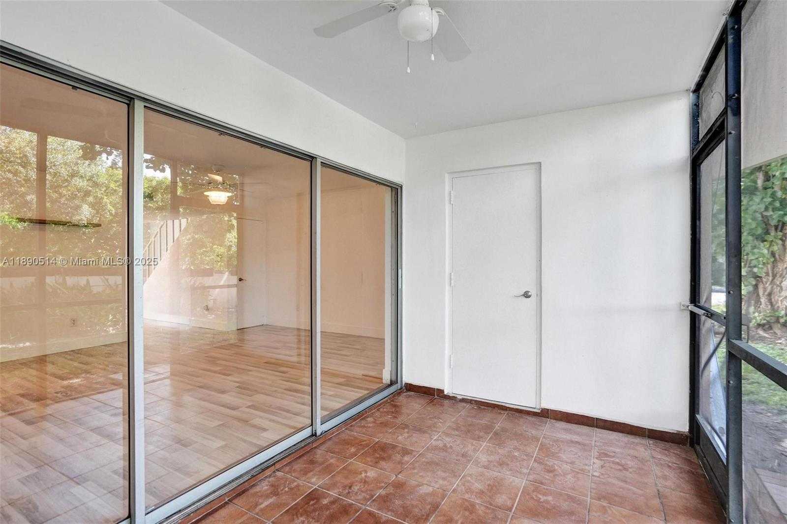 Small Image of 4026 Inverrary Dr, Lauderhill, FL 33319, USA Number 32