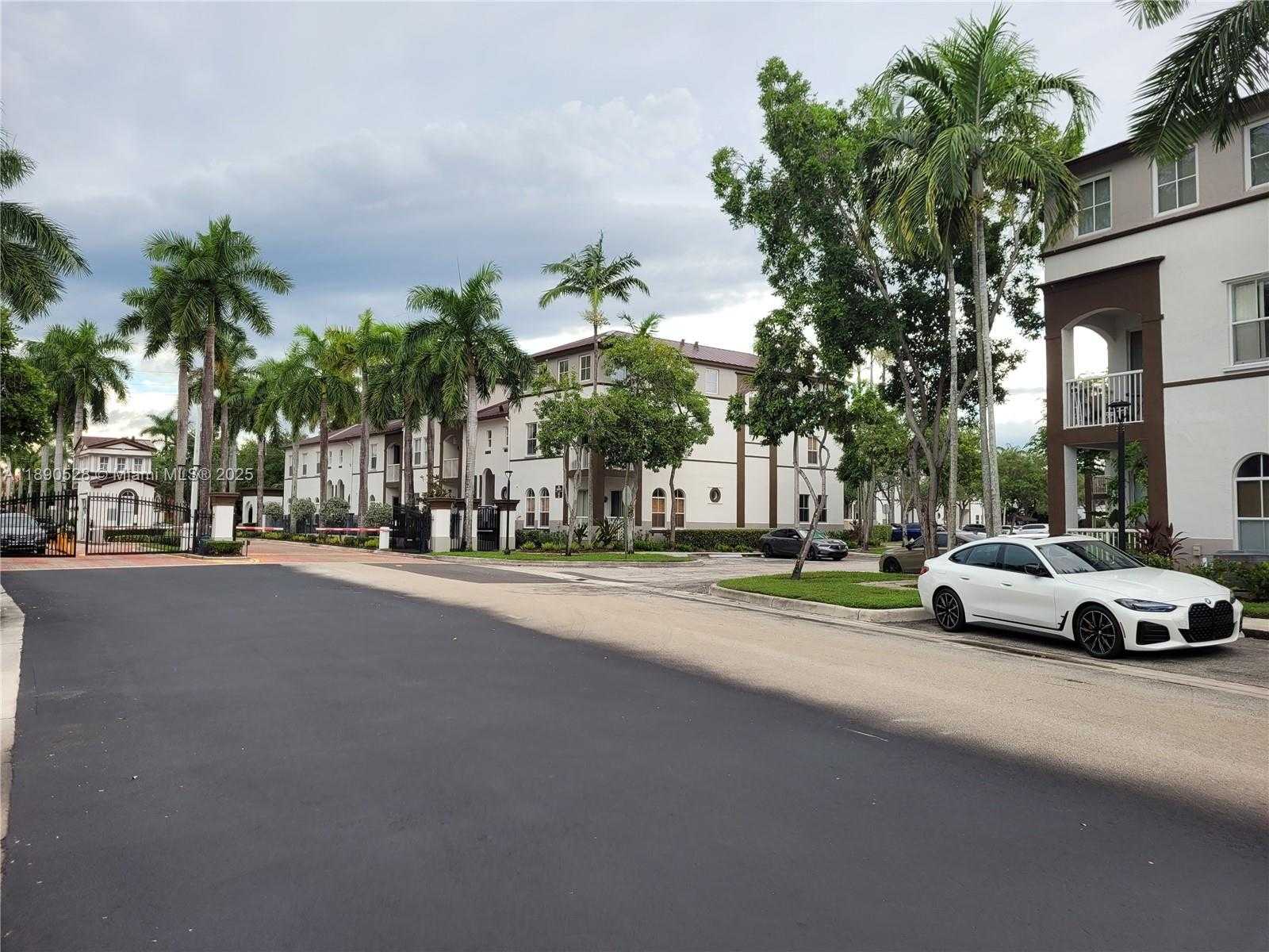 Small Image of 4341 SOUTH WEST 160TH AVE #205, Miramar Number 4