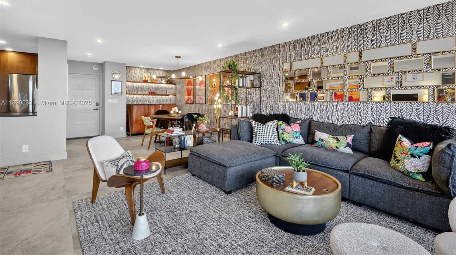Small Image of 100 BAYVIEW DR #526, Sunny Isles Beach Number 9