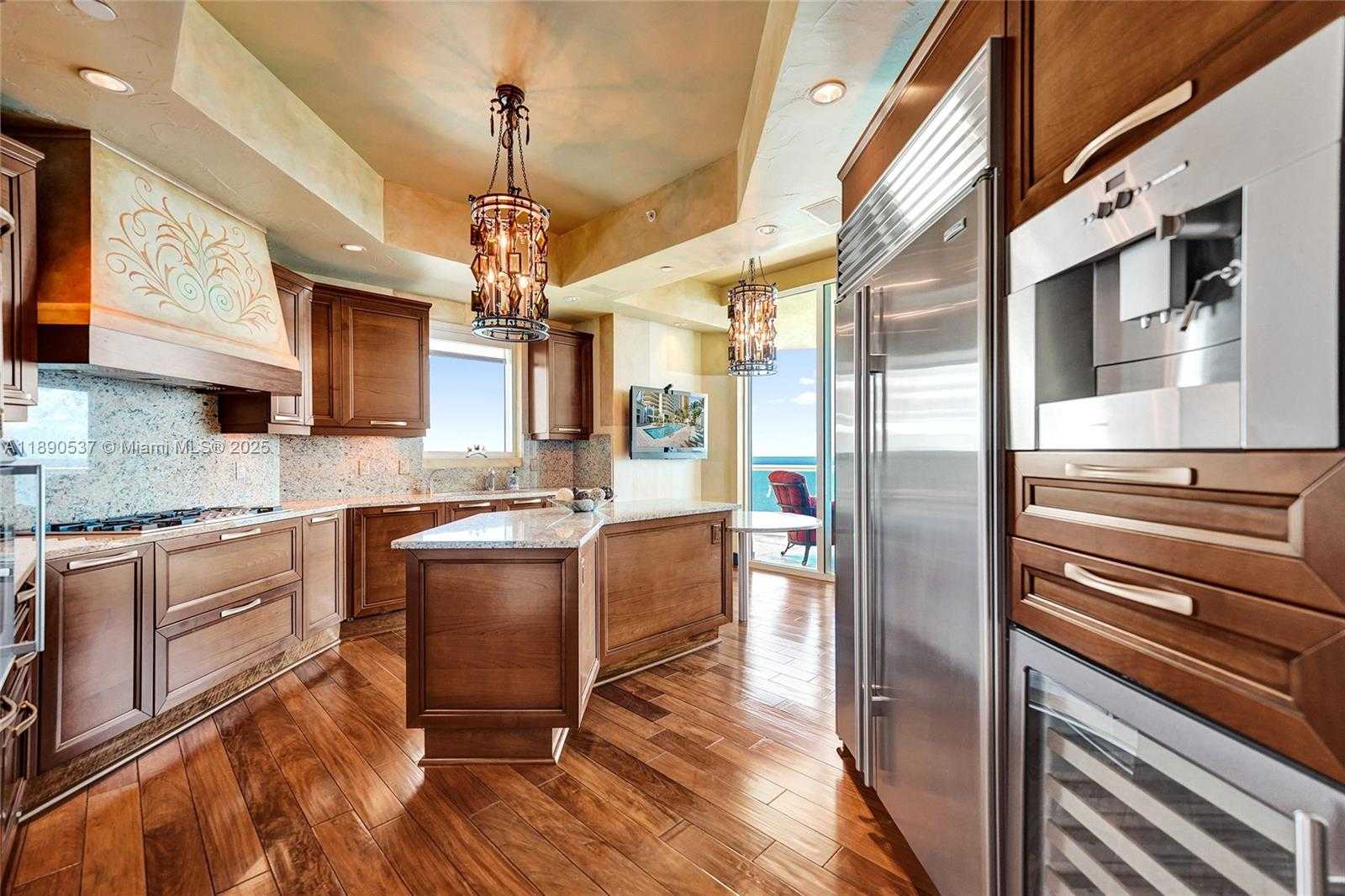 Small Image of 16047 COLLINS AVE #2101, Sunny Isles Beach Number 5