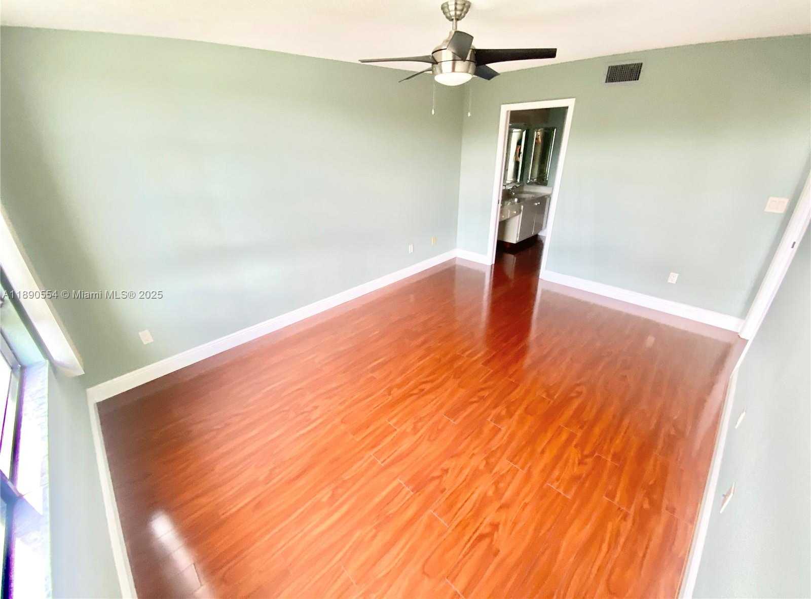 Small Image of 10540 EAST CLAIRMONT CIR #205, Tamarac Number 16