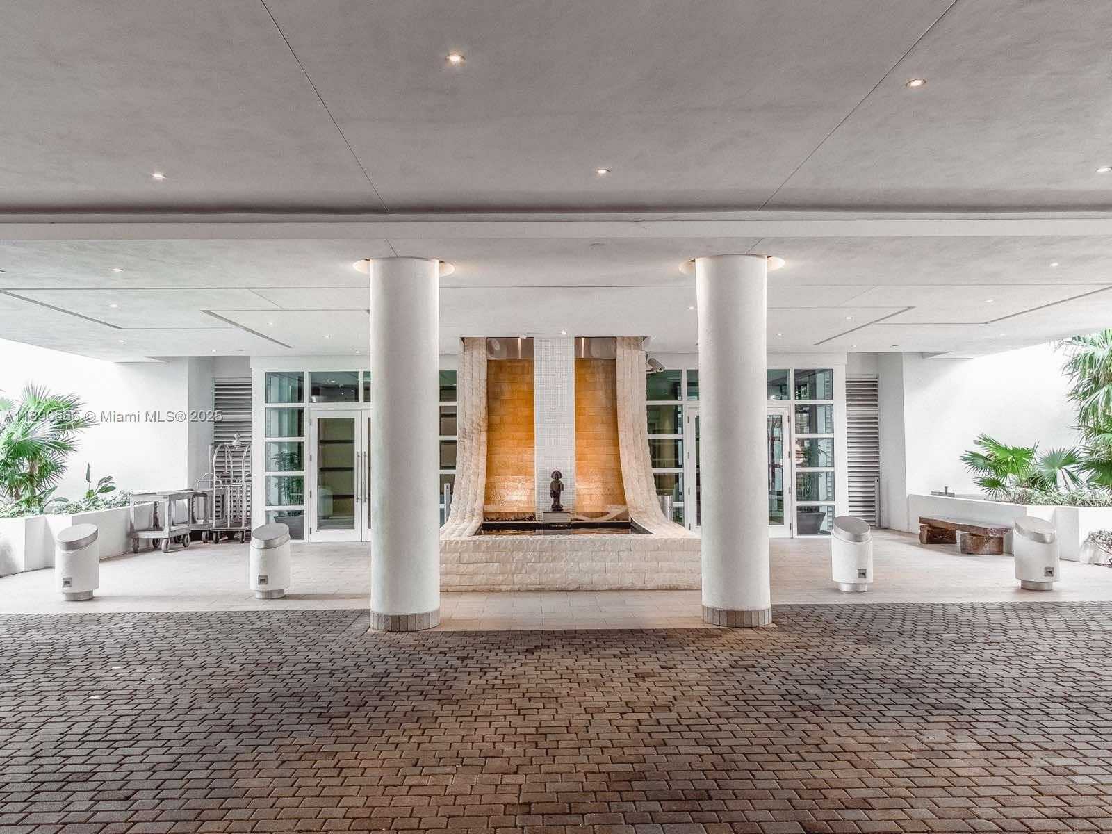 Small Image of 900 BRICKELL KEY BLVD #2204, Miami Number 30