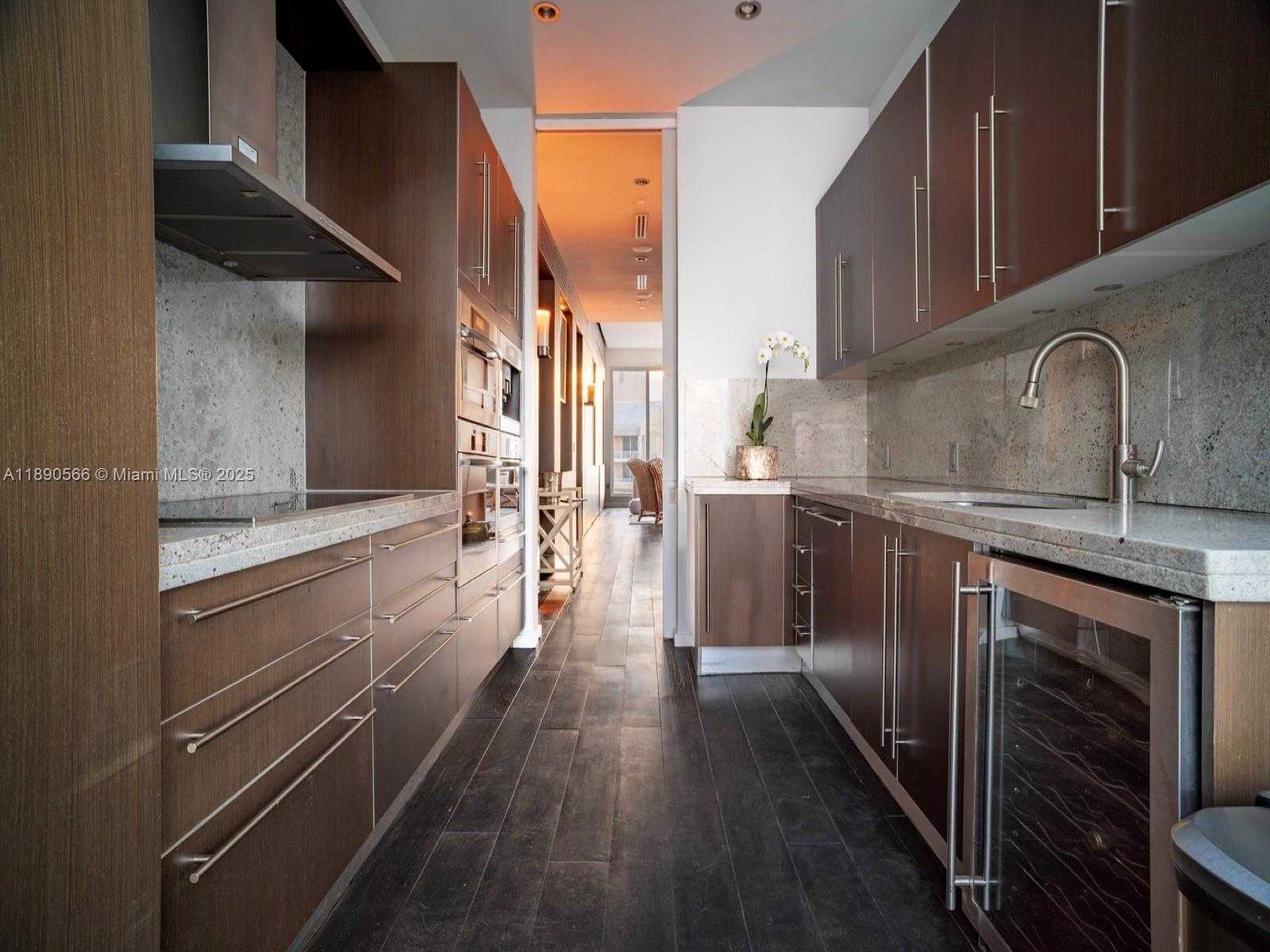 Small Image of 900 BRICKELL KEY BLVD #2204, Miami Number 7