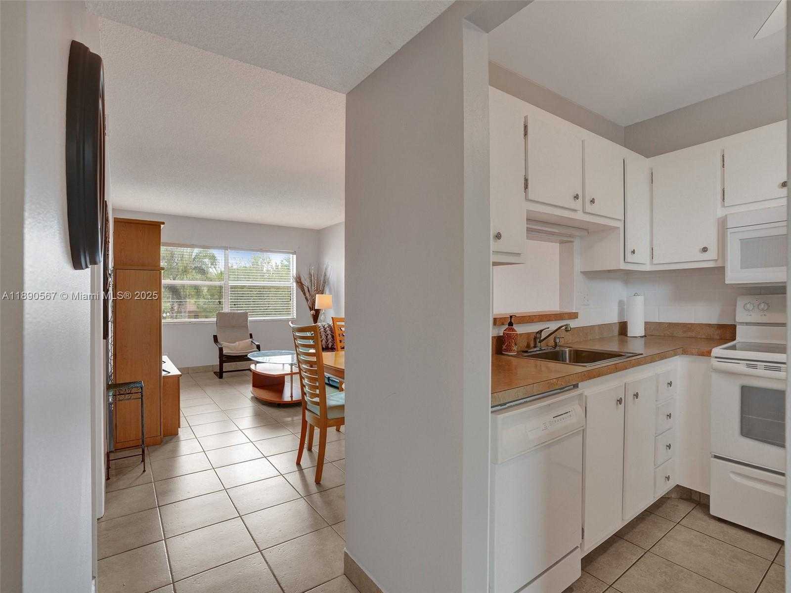 Small Image of 3506 NORTH WEST 49TH AVE #508, Lauderdale Lakes Number 6