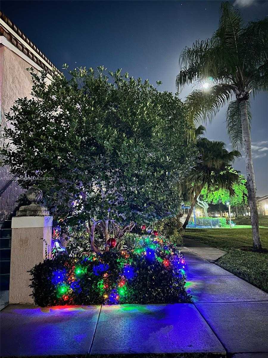 Small Image of 12136 SAINT ANDREWS PL #202, Miramar Number 11