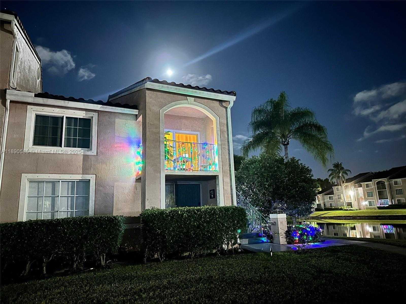 Small Image of 12136 SAINT ANDREWS PL #202, Miramar Number 12