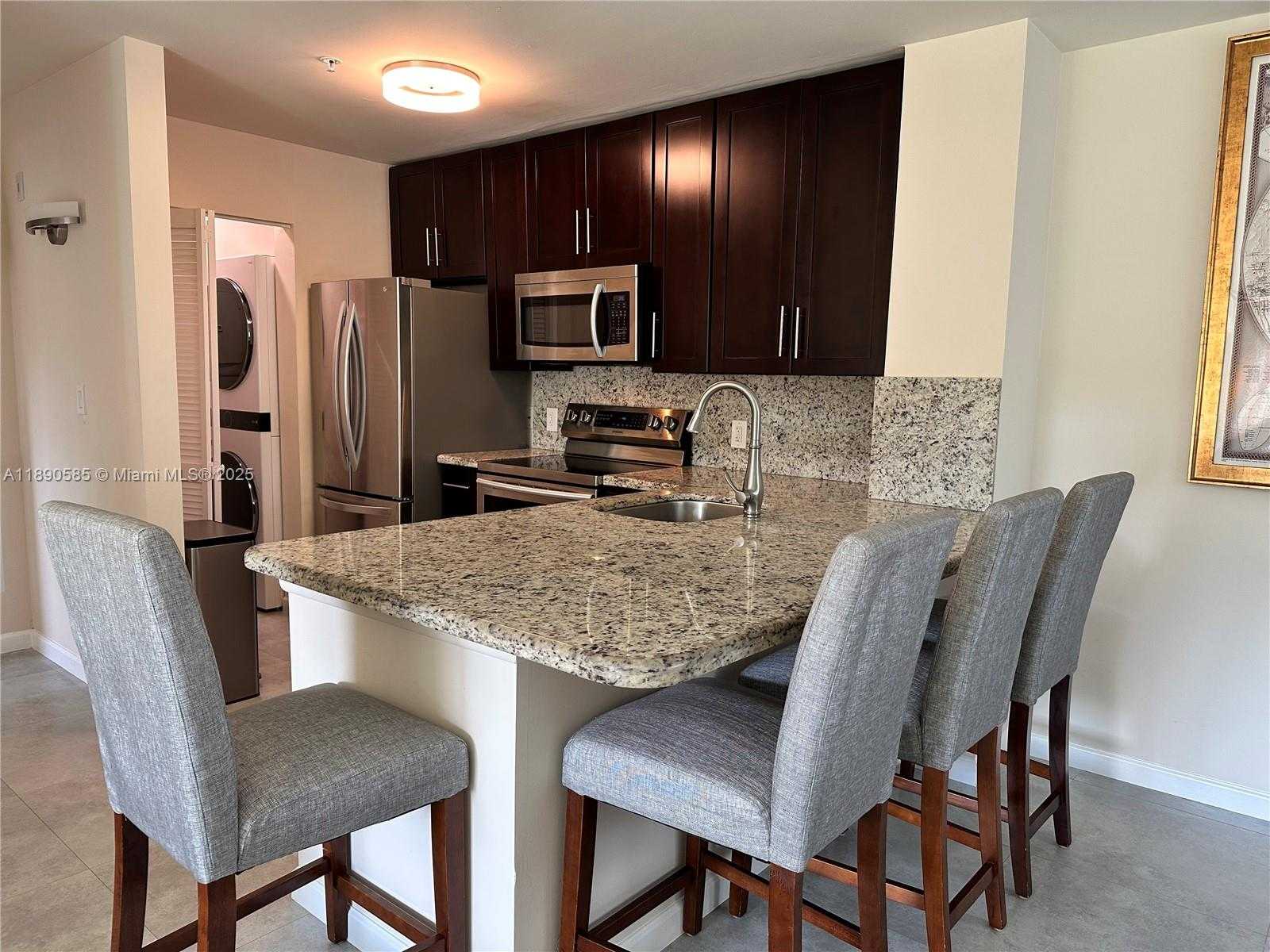 Small Image of 12136 SAINT ANDREWS PL #202, Miramar Number 15