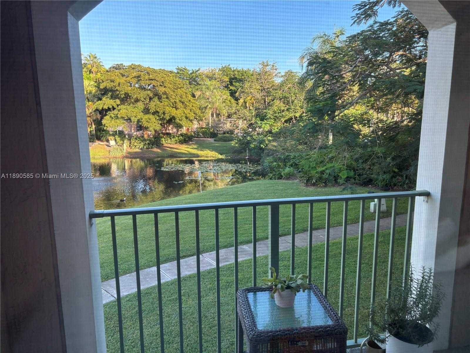 Small Image of 12136 SAINT ANDREWS PL #202, Miramar Number 21