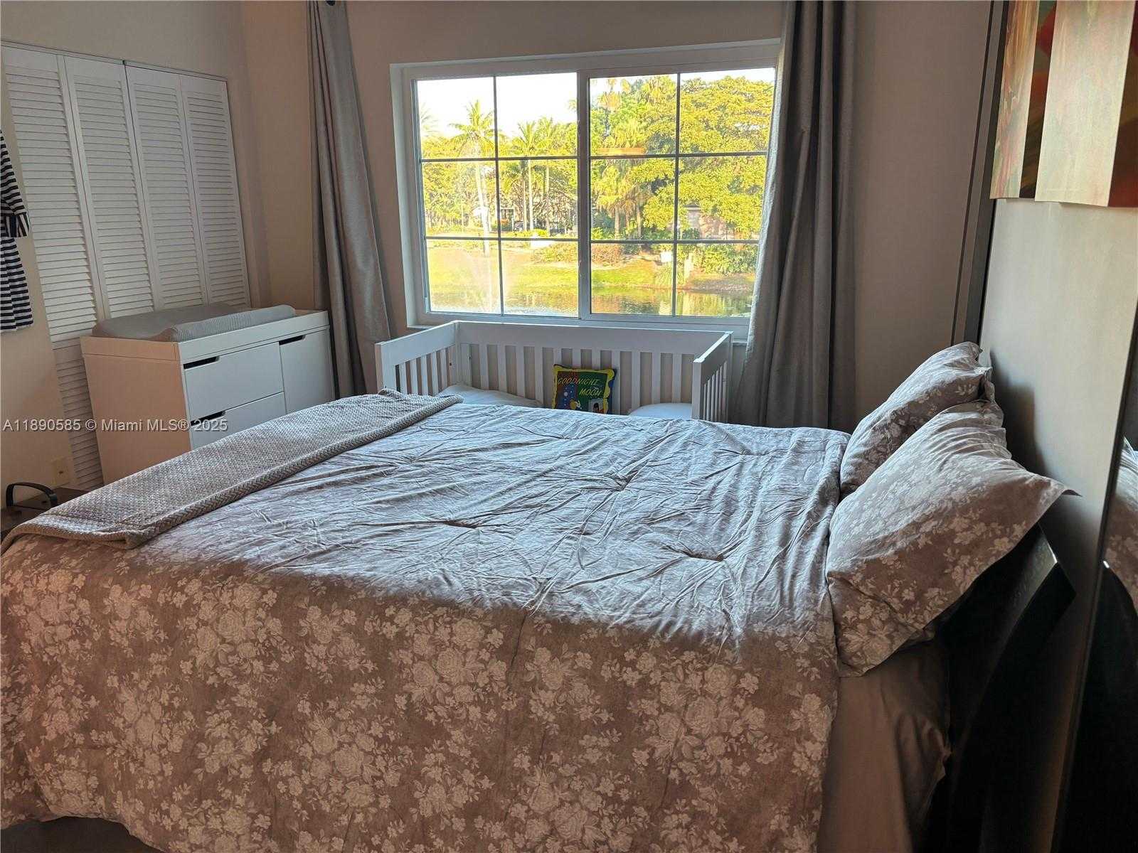 Small Image of 12136 SAINT ANDREWS PL #202, Miramar Number 22