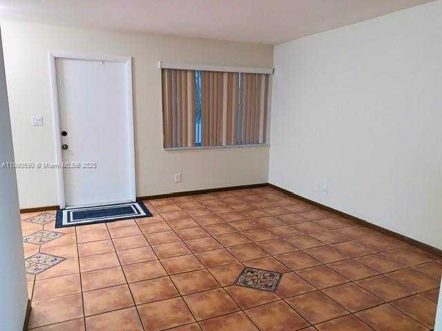 Small Image of 1824 MONROE ST #4, Hollywood Number 8